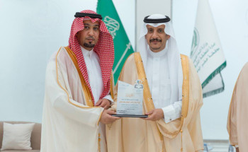 محافظ حفر الباطن يكرم الجهات المشاركة بحملة محو الأمية