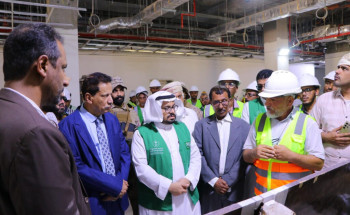 وفد من محافظة المهرة يزور مشروع مدينة الملك سلمان الطبية والتعليمية