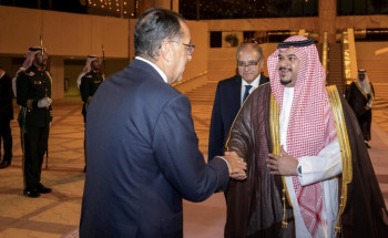 رئيس الوزراء بجمهورية مصر العربية يغادر الرياض وفي مقدمة مودعيه سمو نائب أمير المنطقة
