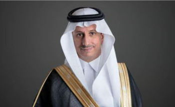 “الخطيب”: إيقاف “رسوم الرخص” سيوفر بيئة استثمارية جاذبة للمستثمرين ويعزّز التنافسية