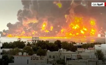“إسرائيل” تهاجم ميناء الحديدة ومحطة الطاقة رداً على هجمات الحوثي