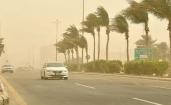 تصل سرعتها إلى 49 كم/ساعة.. رياحٌ شديدة على الحناكية والعُلا وخيبر