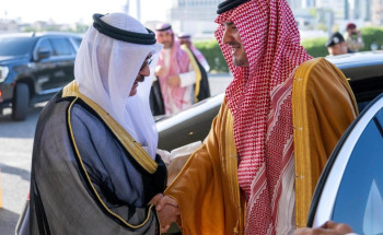 نيابة عن خادم الحرمين الشريفين وسمو ولي العهد.. الأمير عبدالعزيز بن سعود ينقل تعازي القيادة لسمو أمير دولة الكويت وسمو ولي العهد في وفاة الشيخ جابر مبارك الحمد المبارك الصباح