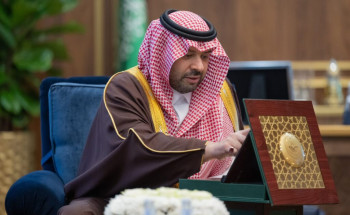 أمير منطقة الحدود الشمالية يدشّن جمعية التوعية السياحية بالمنطقة