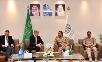 قائد القوات المشتركة يستقبل المبعوث الخاص للأمين العام للأمم المتحدة إلى اليمن