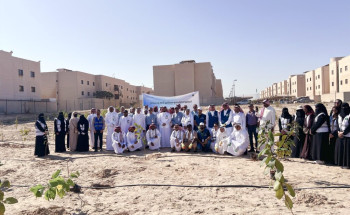 بيئة الشرقية تشّجر المجمع السكني للهيئة السعودية للمياه بالخبر بزراعة 5000 شتلة