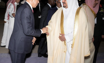 رئيس الجمهورية الموريتانية يصل إلى الرياض وفي مقدمة مستقبليه نائب أمير المنطقة