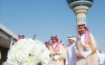 أمير منطقة المدينة المنورة يُدشن مشروع “المرابط العائمة” بمحافظة ينبع