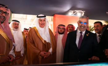 وزير “البيئة” يفتتح المؤتمر والمعرض الدولي للتمور تحت شعار “عالم التمور”