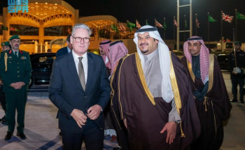 رئيس الوزراء البريطاني يغادر الرياض وفي مقدمة مودعيه نائب أمير المنطقة