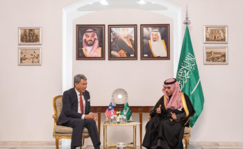 سمو وزير الخارجية يستقبل وزير خارجية ماليزيا