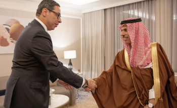 وزير الخارجية يلتقي وزير خارجية قبرص