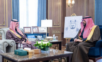 أمير الحدود الشمالية يستقبل رئيس مجلس إدارة جمعية أسر التوحد