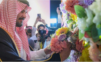 امير المدينة يدشن إنطلاق فعاليات مهرجان الزهور والحدائق 15 لعام 2025 في ينبع الصناعية