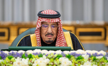خادم الحرمين الشريفين يرأس جلسة مجلس الوزراء