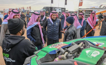 نائب أمير حائل يزور مخيم المتسابقين في رالي داكار السعودية ٢٠٢٥ بالمنطقة