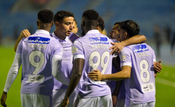 رغم النقص العددي.. التعاون يفوز على القادسية بثلاثية