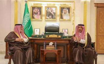 محافظ الليث يستعرض مع أمين جدة المشروعات التنموية وسبل الارتقاء بجودة الخدمات