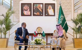 فيصل بن فرحان يستقبل وزير خارجية المالديف ويستعرض معه العلاقات الثنائية