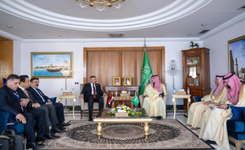 الأمير عبدالعزيز بن سعود يلتقي وزير الداخلية العراقي