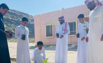 “بيئة أضم” تنفذ مبادرة لزراعة شتلات في “صحي ربوع العين” و”صحي العرج”