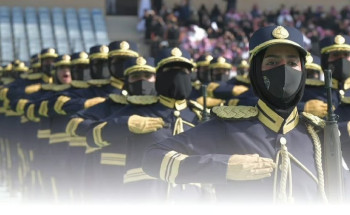 تخريج الدفعة الـ 6 من الدورة التأهيلية للفرد الأساسي “نساء” بكلية الملك فهد الأمنية