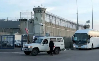 قوات الاحتلال الإسرائيلي تفرج عن 42 أسيراً فلسطينياً ضمن المرحلة الأولى لاتفاق وقف إطلاق النار في غزة