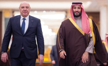 سمو ولي العهد يستقبل رئيس الجمهورية اللبنانية ويعقدان جلسة مباحثات رسمية