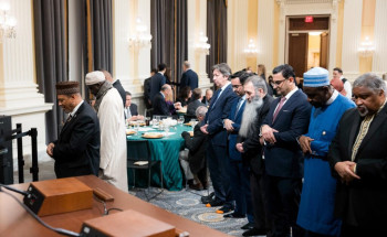 رابطة العالم الإسلامي تقيم حفل إفطار رمضاني في الكونغرس الأمريكي بهدف تعزيز أواصر التفاهم والتعايش بين المسلمين وغيرهم