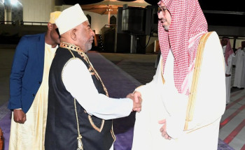 رئيس جمهورية جزر القمر يُغادر جدة