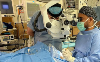 نجاح أول عملية لزراعة قرنية في القصيم