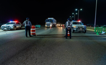 هيئة النقل تواصل حملاتها الرقابية وتحجز 25 شاحنة أجنبية مخالفة داخل المملكة