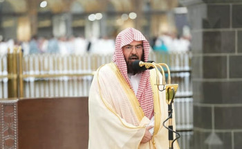 السديس يعلن عن موعد صلاة التهجد في الحرم المكي الشريف خلال العشر الأواخر