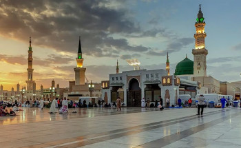 “هيئة العناية بشؤون الحرمين” تبدأ استقبال جموع المعتكفين بالمسجد النبوي