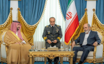 سمو وزير الدفاع يلتقي أمين المجلس الأعلى للأمن القومي الإيراني