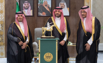 أمير الحدود الشمالية يستقبل المشاركين في ملتقى “قادة الشمال” بمناسبة ختام أعماله