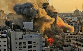 مجزرة جديدة في غزة.. 12 شهيدًا بينهم أطفال ونساء في قصف إسرائيلي