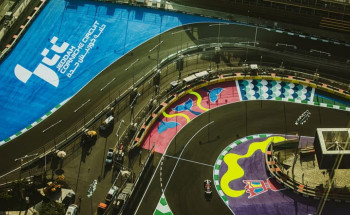 حلبة كورنيش جدة تشهد السباق الرئيس لجائزة السعودية الكبرى stc للفورمولا 1