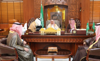 مفتي عام المملكة يستقبل رئيس المركز الوطني للمنشآت العائلية
