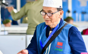 جوازات مطار الأمير محمد بن عبدالعزيز بالمدينة المنورة تستقبل أولى رحلات ضيوف الرحمن القادمين من الصين لأداء فريضة الحج