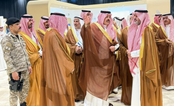 أمير حائل يزور جناح صحة المنطقة المشارك في منتدى حائل للاستثمار 2025