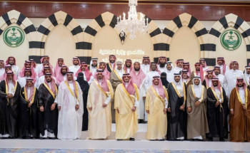 الأمير عبدالعزيز بن سعود يلتقي متقاعدي القطاعات التابعة لوزارة الداخلية بالمدينة المنورة