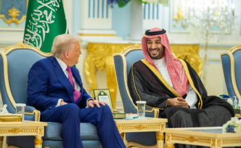 ولي العهد يستقبل الرئيس الأمريكي في الديوان الملكي بقصر اليمامة ويقيم مأدبة غداء رسمية تكريمًا له