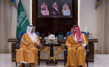 الأمير عبدالعزيز بن سعود يلتقي نائب أمير منطقة مكة المكرمة