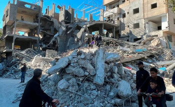 استشهاد (44) فلسطينيًا في قصف الاحتلال الإسرائيلي وسط وجنوب قطاع غزة