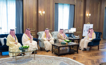 أمير الحدود الشمالية يطّلع على تقرير مبادرة فرع وزارة الصحة “امش 30”