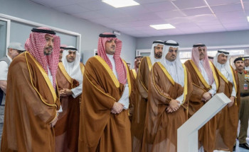 الأمير عبدالعزيز بن سعود يدشن المستشفى الميداني التابع للإدارة العامة للخدمات الطبية بوزارة الداخلية في مشعر عرفات