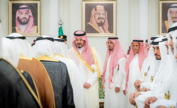 أمير منطقة المدينة المنورة يستقبل المهنئين بعيد الأضحى