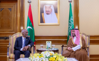 ولي العهد يلتقي رئيس جمهورية المالديف ويستعرضان أوجه العلاقات وآفاق التعاون