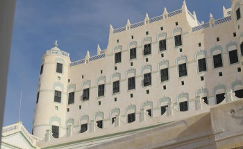 عبر تنفيذ البرنامج السعودي لتنمية وإعمار اليمن.. ترميم شامل يعيد الحياة لقصر سيئون التاريخي